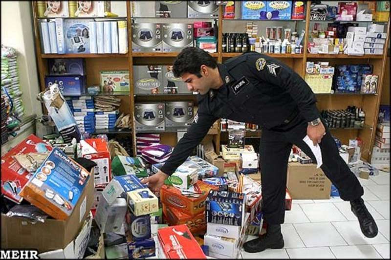 کشف 37میلیون تومانی لوازم جانبی موبایل قاچاق در جلفا