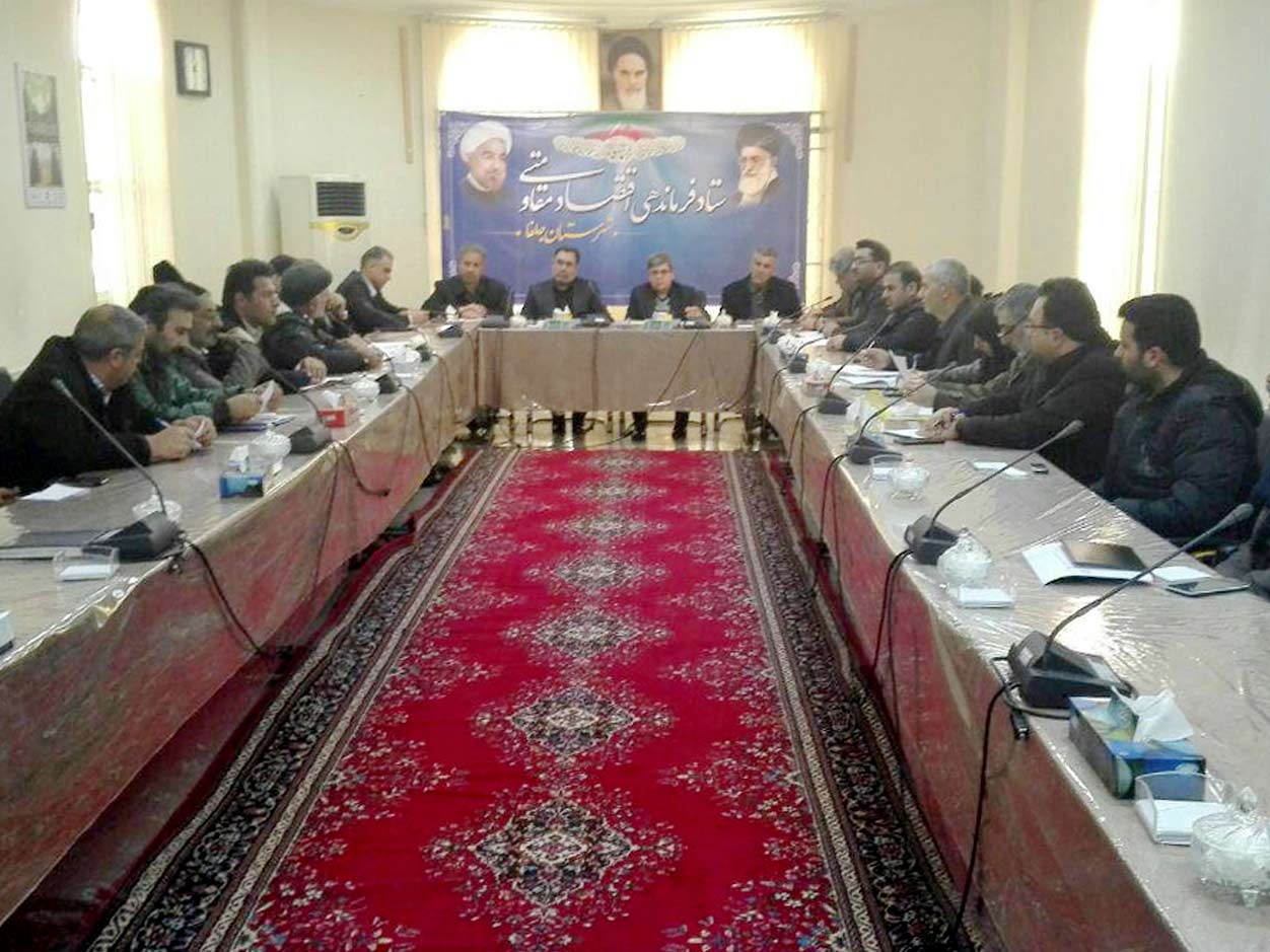 ارائه راهکار در ارتباط با معوقات بانکی کشاورزان جلفا